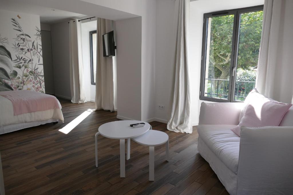 Maison Galatea Suite Rose 1
