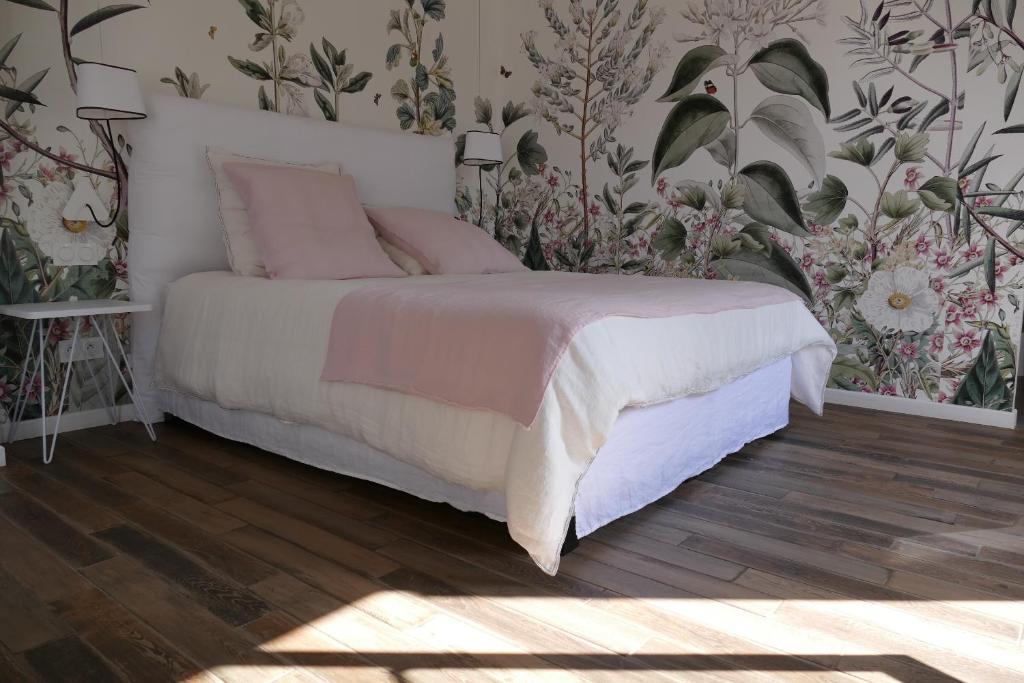 Maison Galatea Suite Rose 8