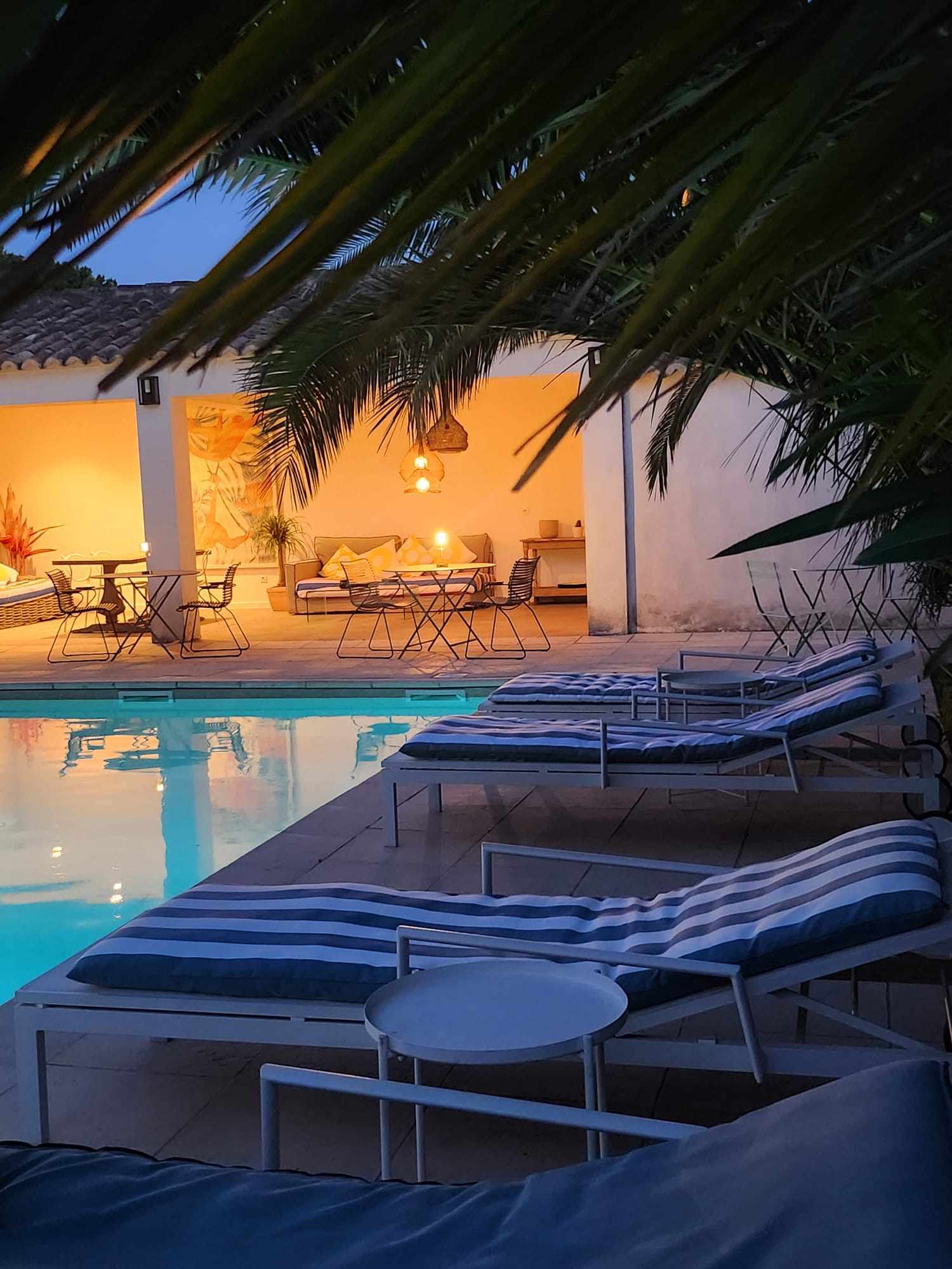 PiscineNuitChaiseLongue 2