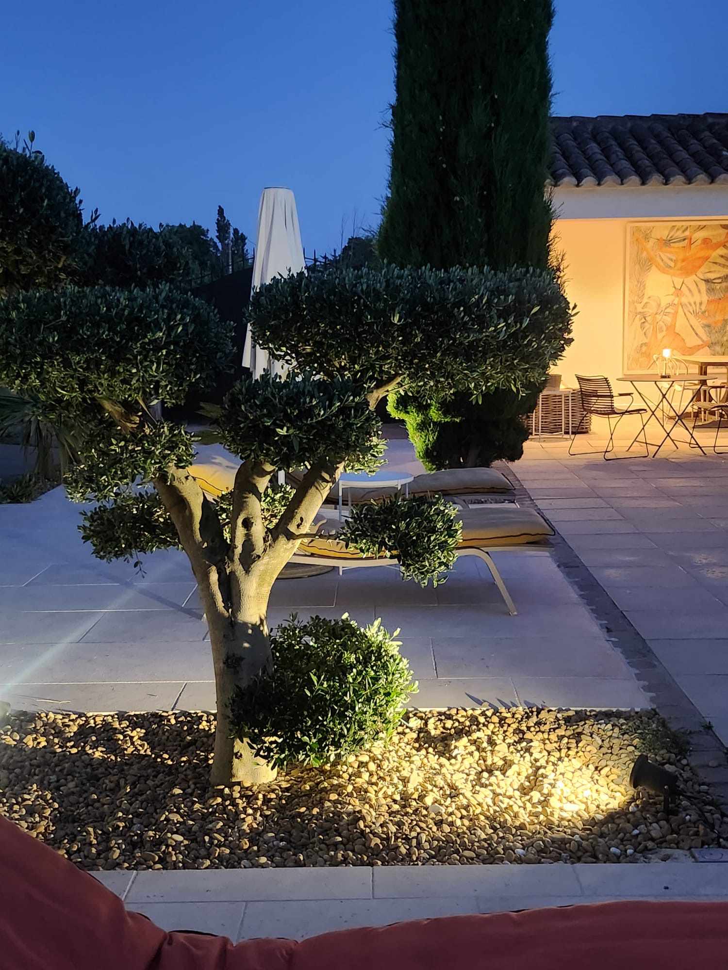 PiscineNuitChaiseLongue